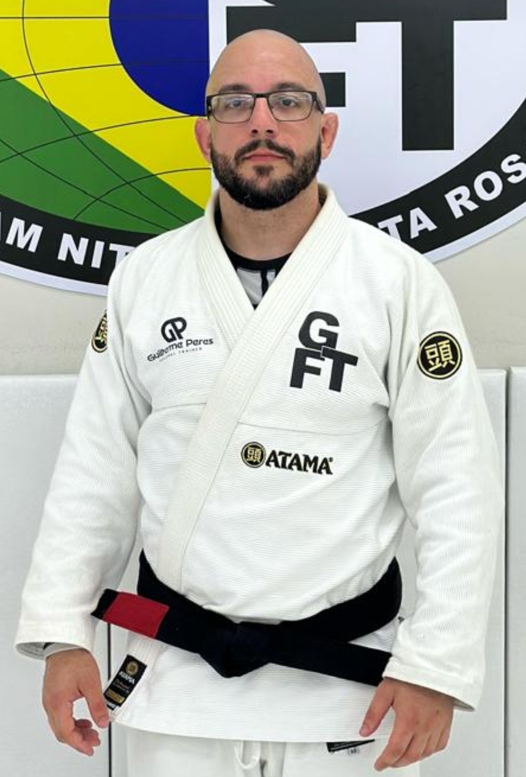 Professor Guilherme Perez